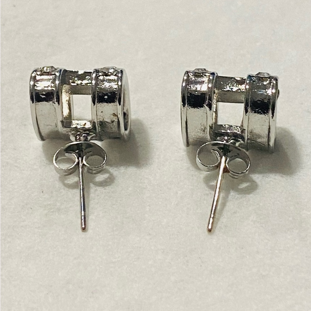 NWOT Silver Paved Crystal Stud Hypoallergenic Earrings - Picture 2 of 3